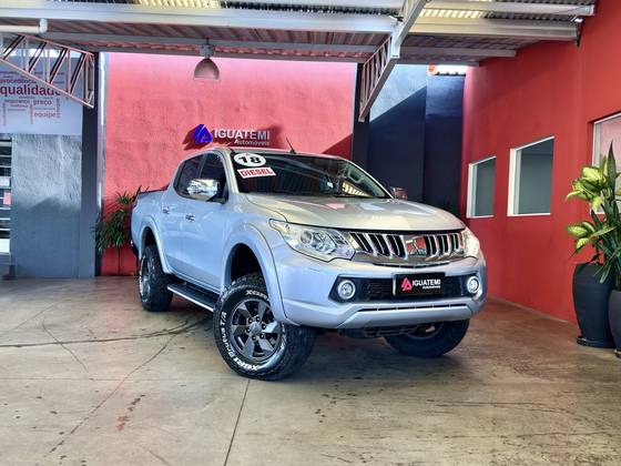 MITSUBISHI L200 TRITON 2.4 16V TURBO DIESEL SPORT HPE TOP CD 4P 4X4 AUTOMÁTICO